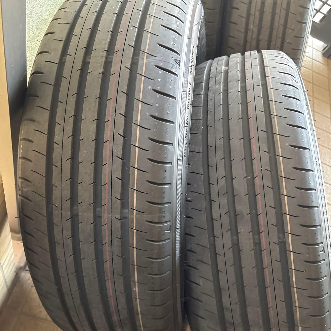 DUNLOP e.SPORTMAXX235/60/18 2本 【新車外し】1/2