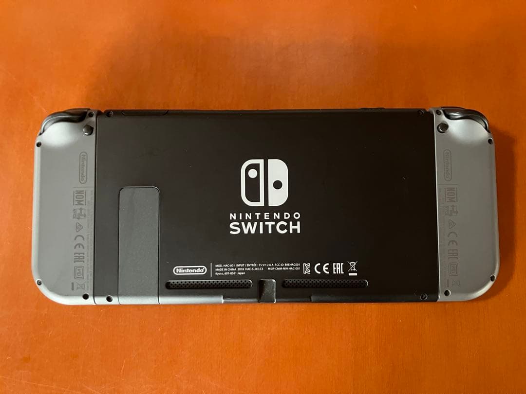 Nintendo Switchグレー 本体 スーパーマリオカート8デラックス付き