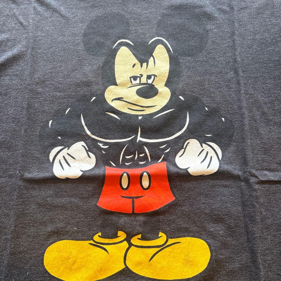 Disney ミッキーマウス Tシャツ Lサイズ　US古着　マッチョ