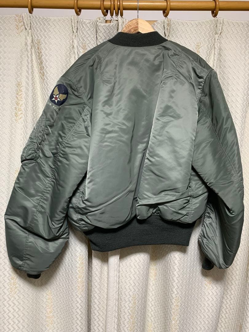 【美品】　バズリクソンズ　MA-1
