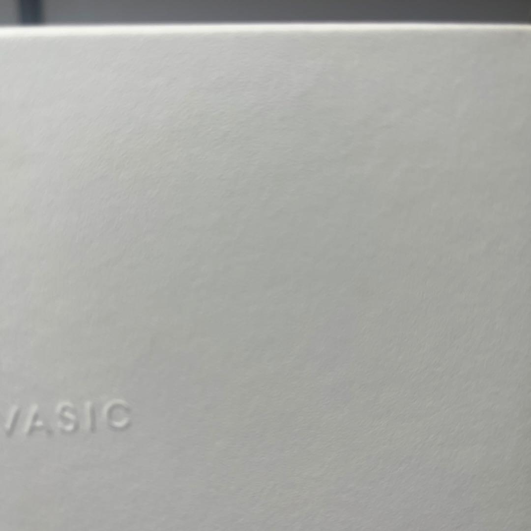 【美品】VASIC 財布 小銭入れ 二つ折り