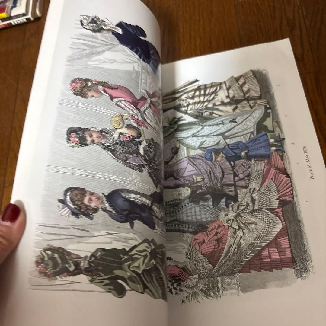 アート・デザイン・音楽 80 Godey's Full-Color Fashion Plates