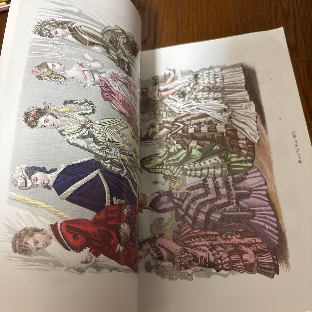 アート・デザイン・音楽 80 Godey's Full-Color Fashion Plates