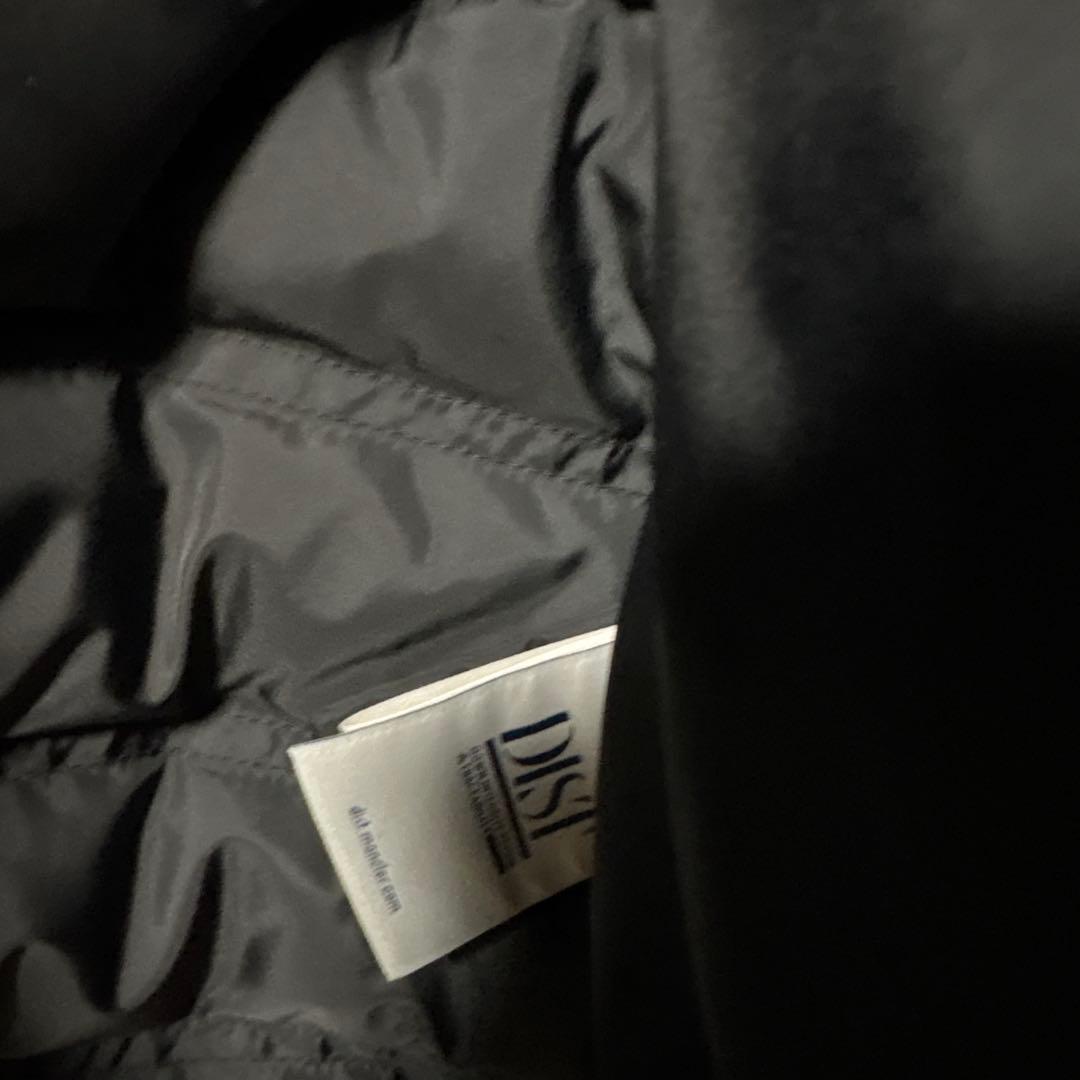 MONCLER ブラック ダウンベスト フード付き　サイズ3