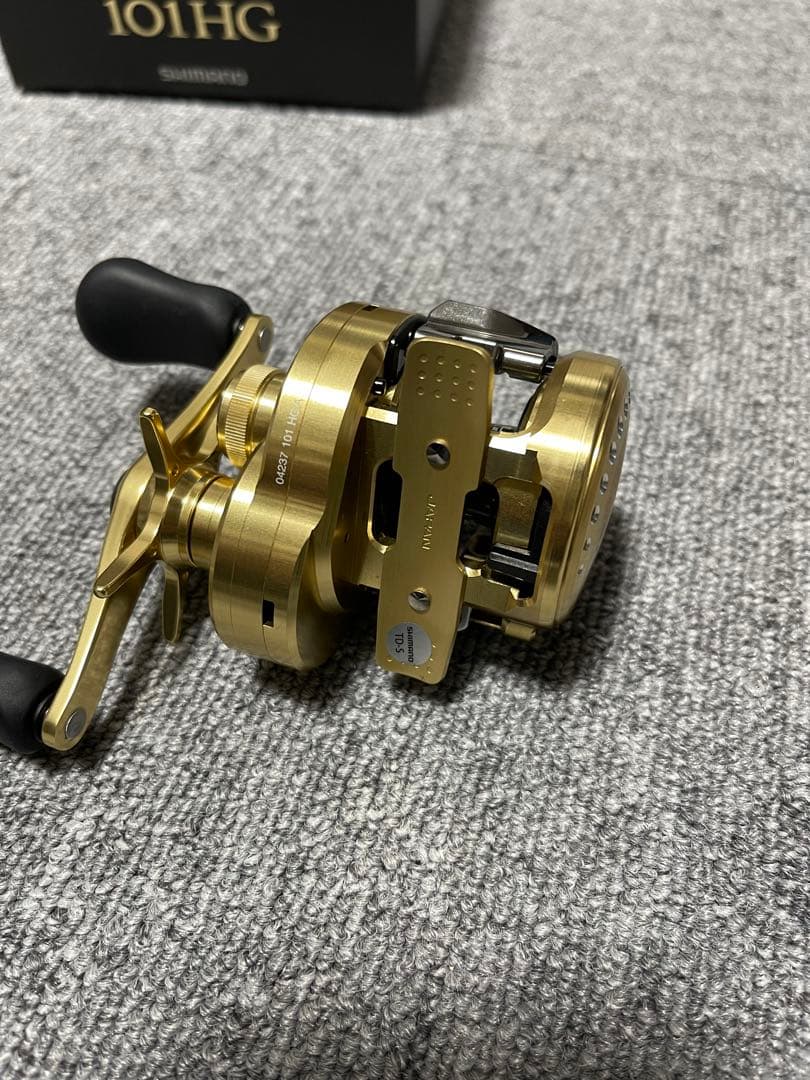 リール SHIMANO CALCUTTA CONQUEST 101HG