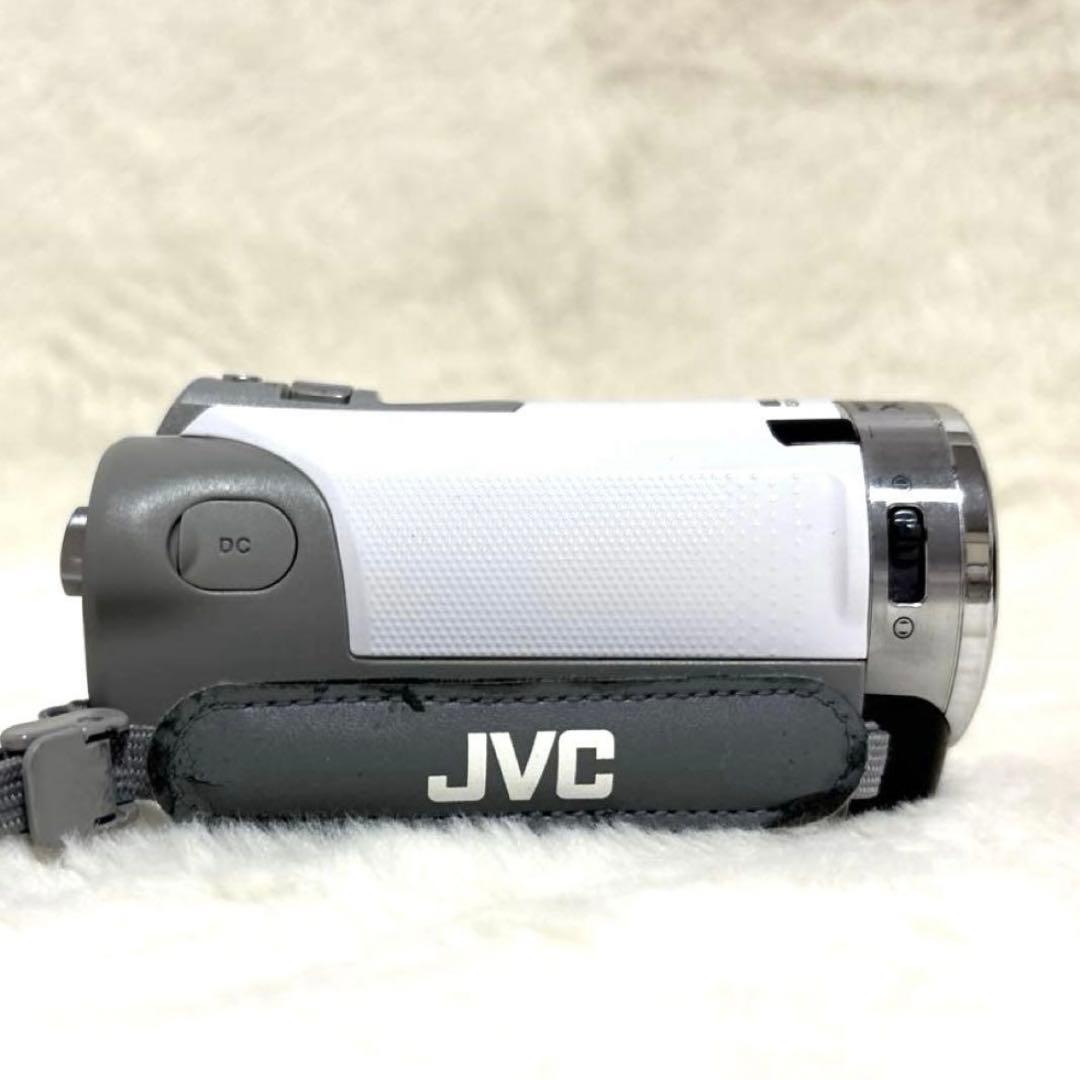 JVC ビデオカメラ　GZ-E750-W カメラ　バッグ付　ホワイト　稼動品