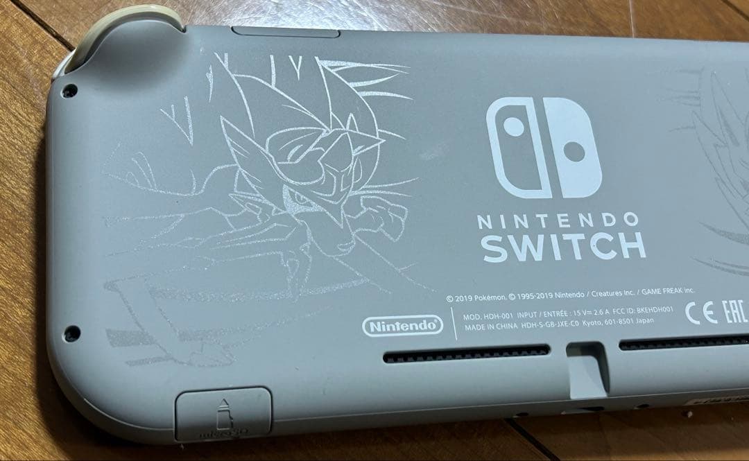 【ジャンク品・初期化済】Nintendo Switch Lite ポケモン