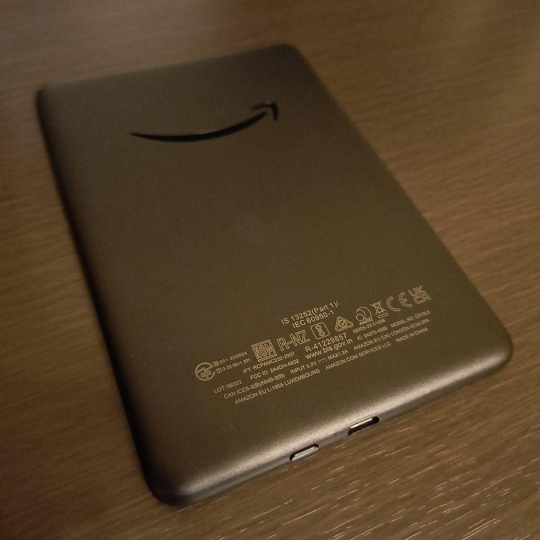 Kindle　第11世代　広告なし　16GB 6インチ 本体 グリーンカバー