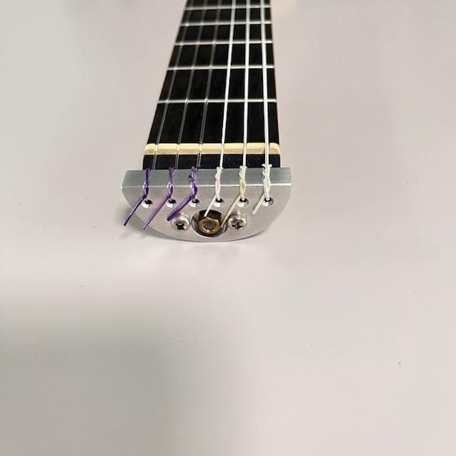 Traveler Guitar Ultra-Light / トラベラーギター