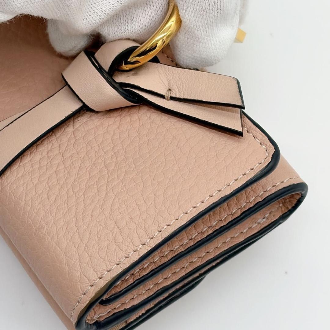 美品 Chloe アルファベット ミニトリフォールドウォレット 三つ折り財布