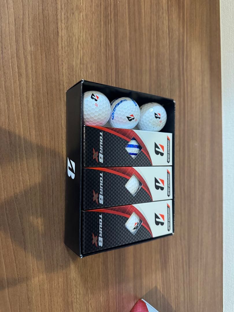 Bridgestone Tour B X ゴルフボール 21個入り(18個新品)