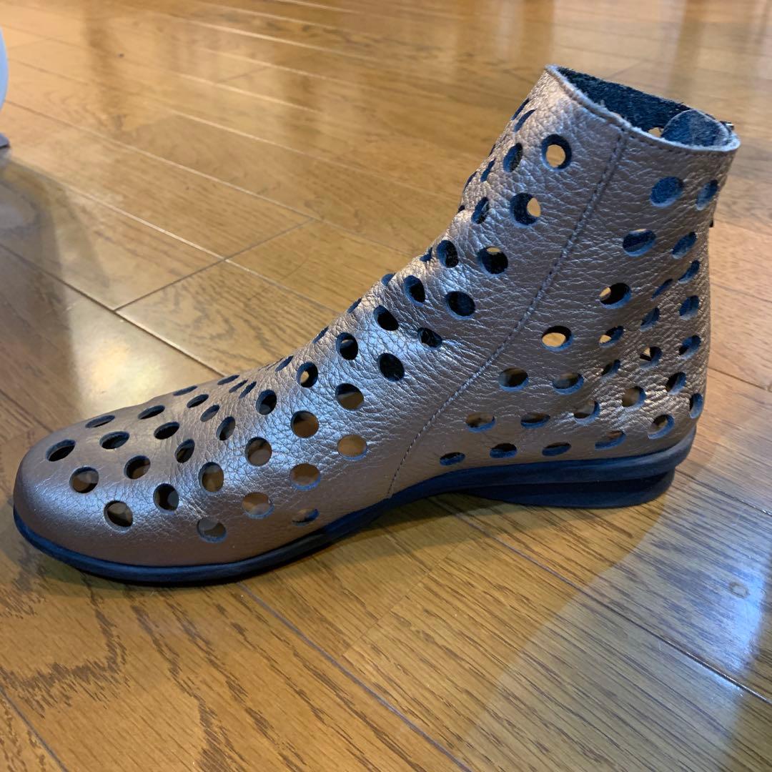アルシュarche パンチングショートブーツ 38(24センチ)