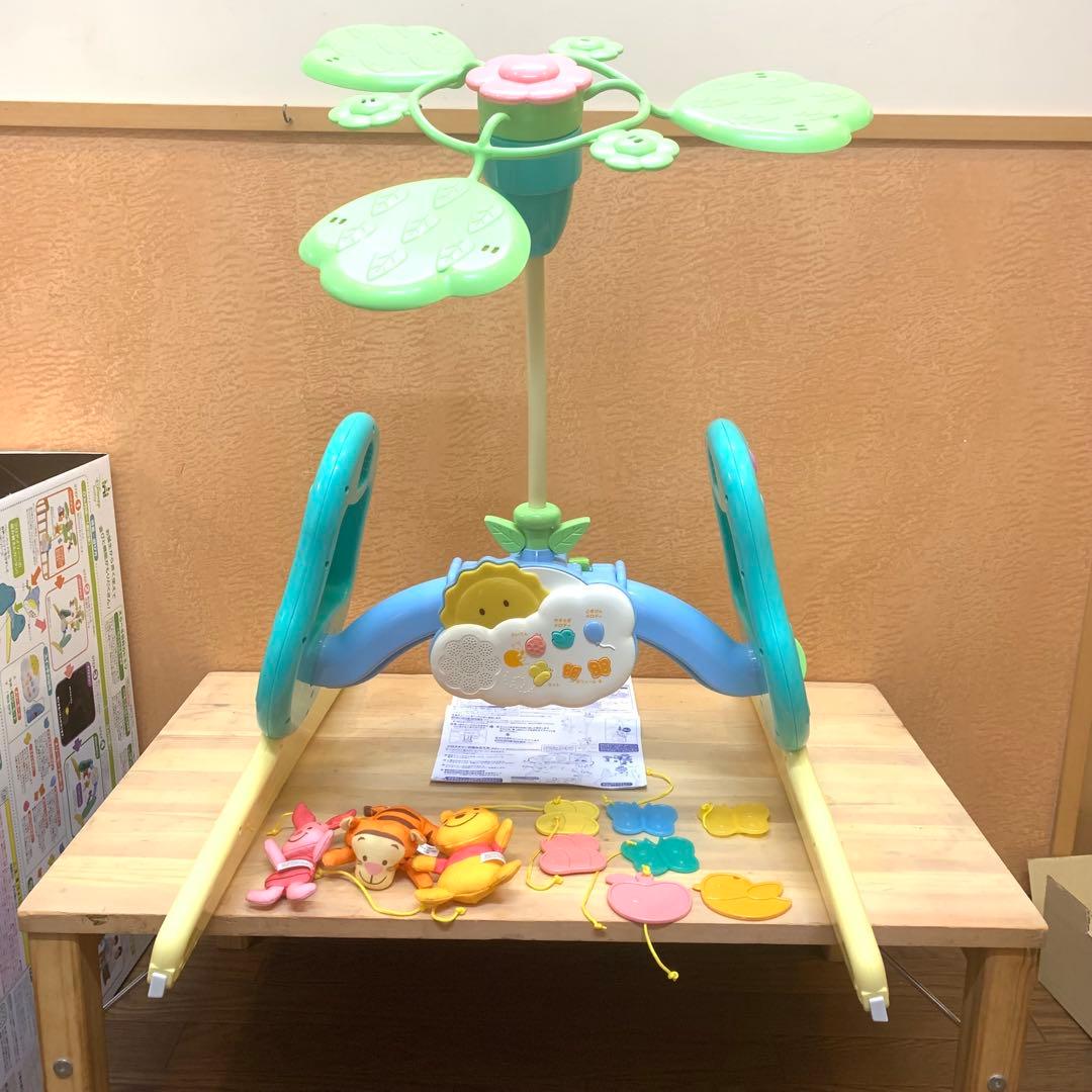 ☆美品☆ タカラトミー くまのプーさんえらべる回転6WAYジムにへんしんメリー