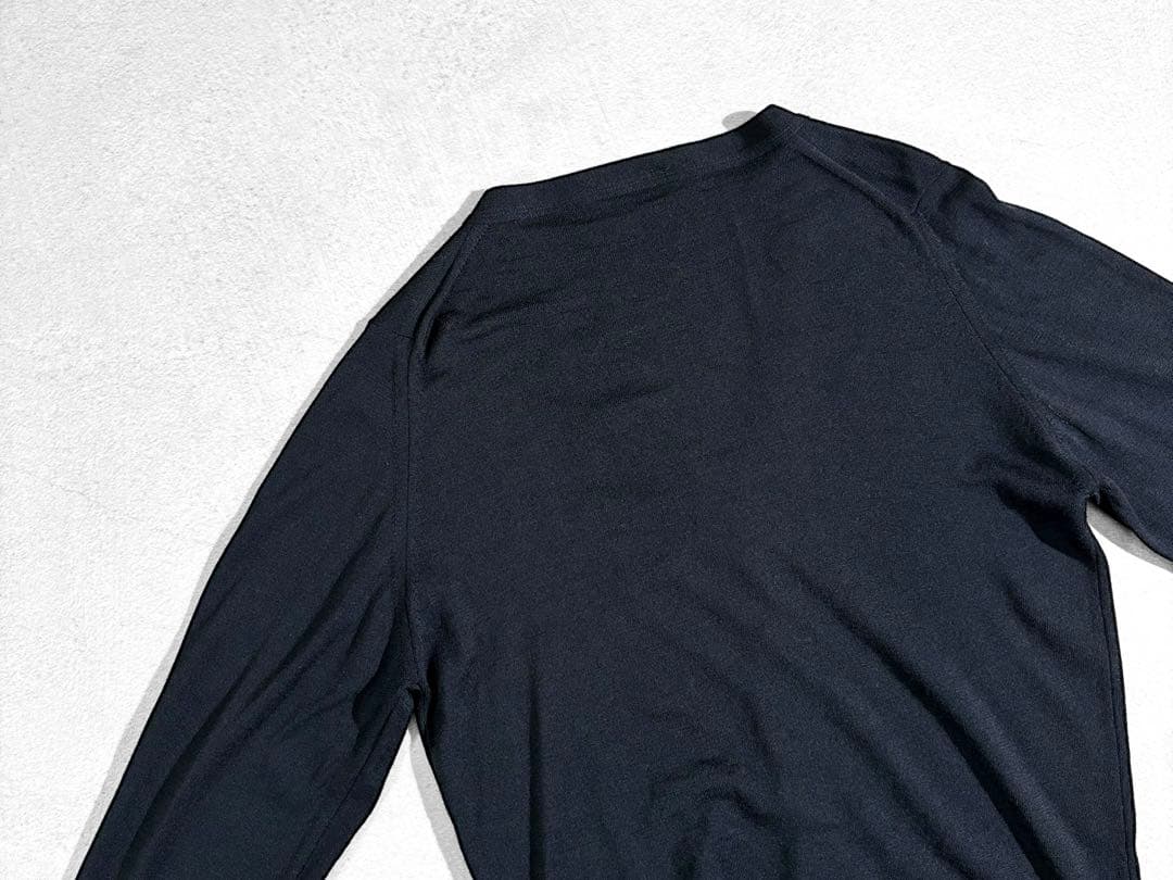 美品 JOHNSMEDLEY 上質メリノウール Vネックカーディガン 現行タグ