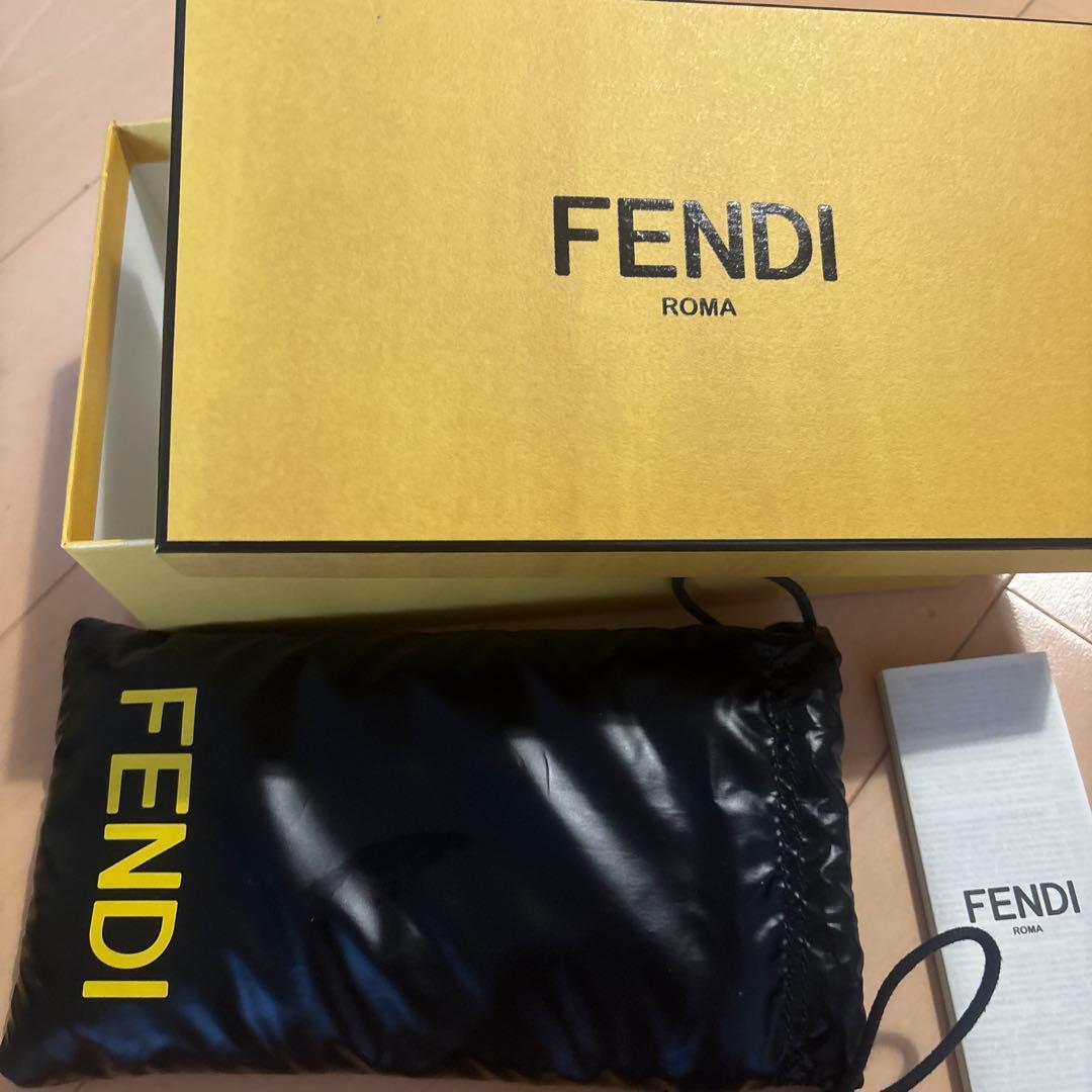 FENDI キャットアイサングラス ピンクブラウン