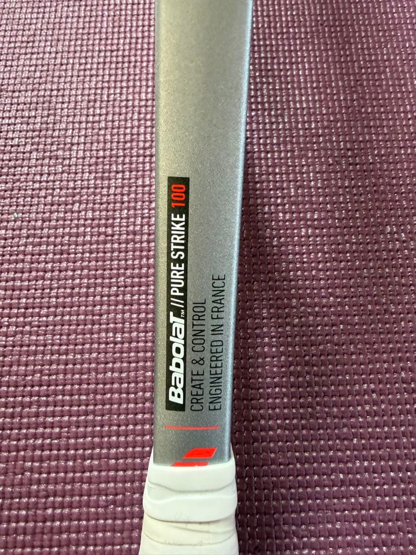 バボラ New2025 (使用10時間内)美品PURE STRIKE 100