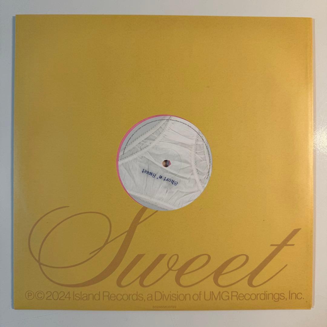 Sabrina Carpenter Short n' Sweet ピンクレコード