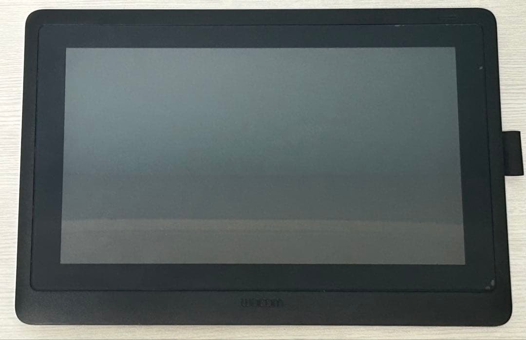 液タブ・ペンタブ Wacom Cintiq 16