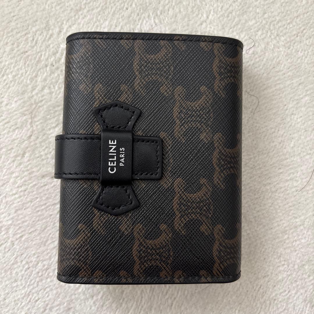 セリーヌ CELINE 三つ折り財布 トリオンフ