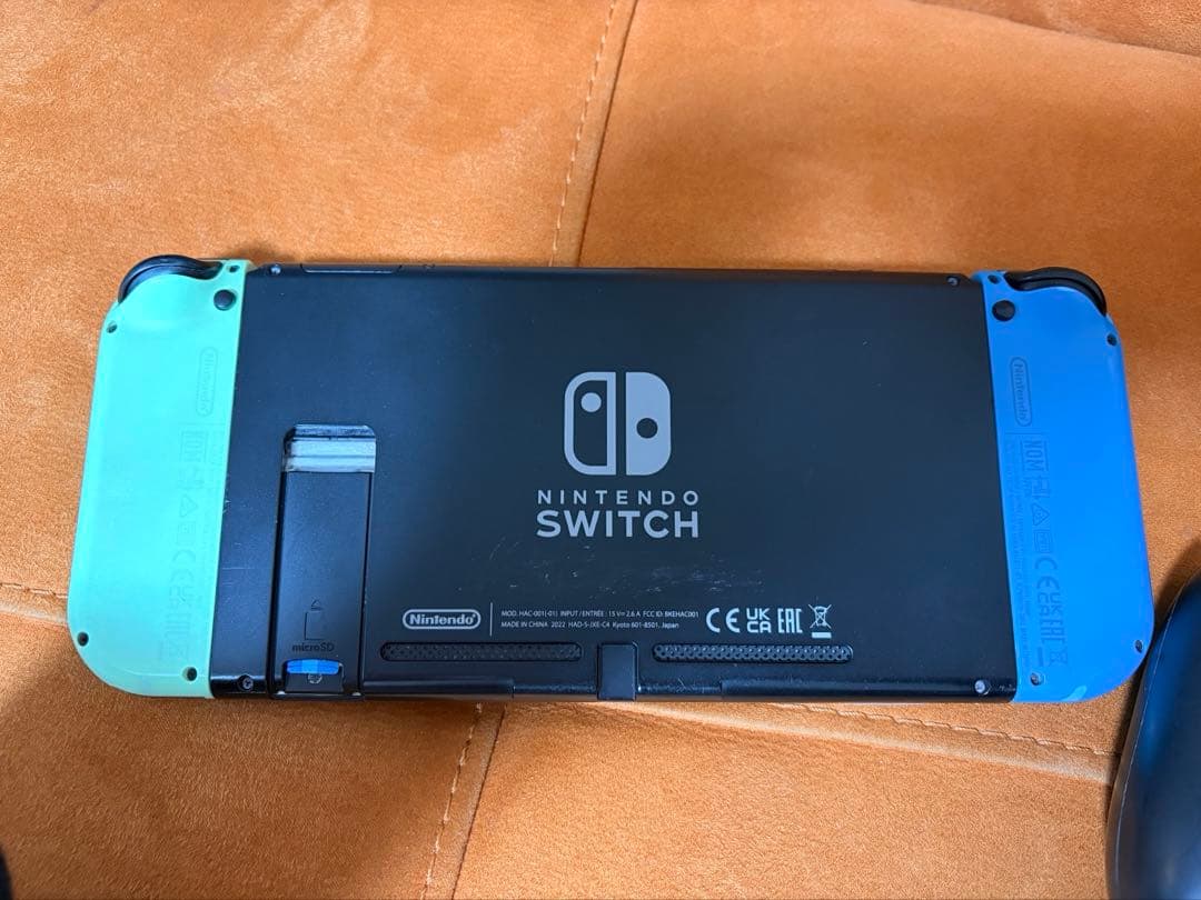 Nintendo Switch 本体 青と緑のJoy-Con