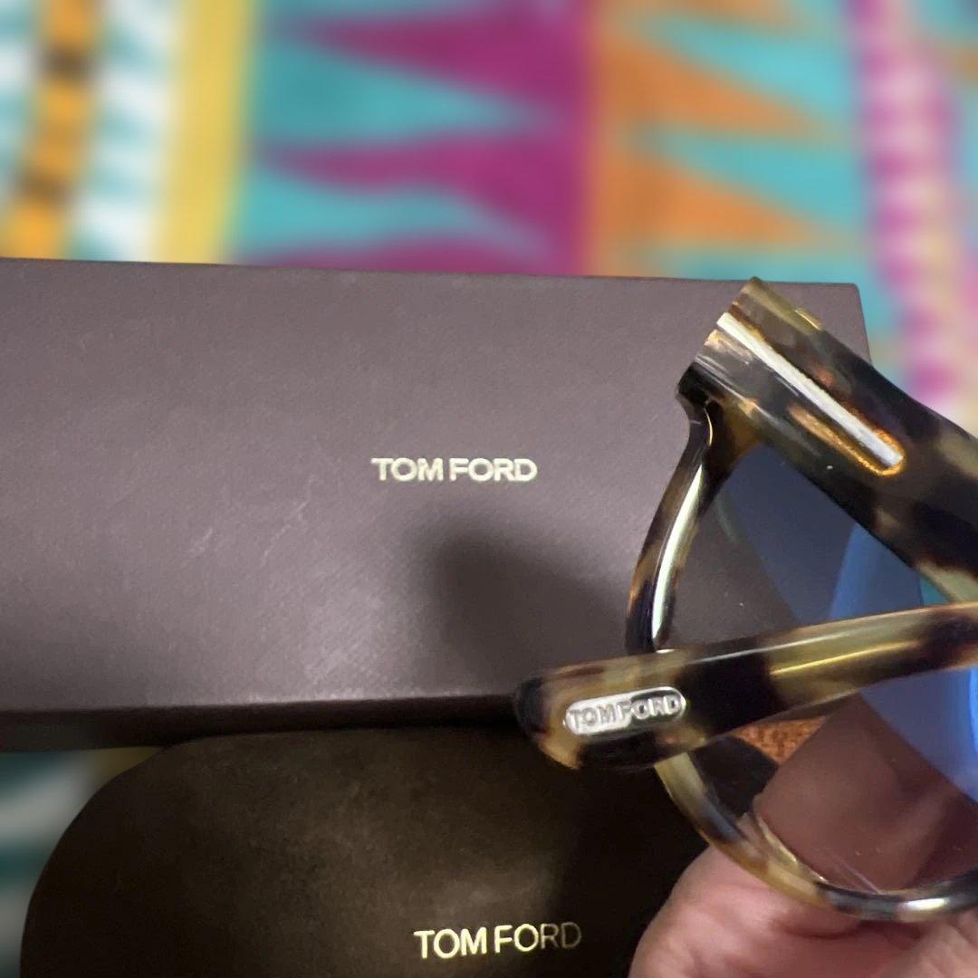 新品TOM FORDサングラスべっ甲ロンハーマン魔裟斗愛用人気完売品レア