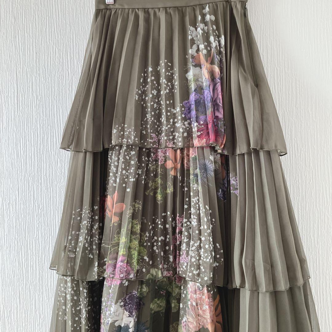 完売！希少Ameri UND DARIA TIERED PLEATS SKIRT