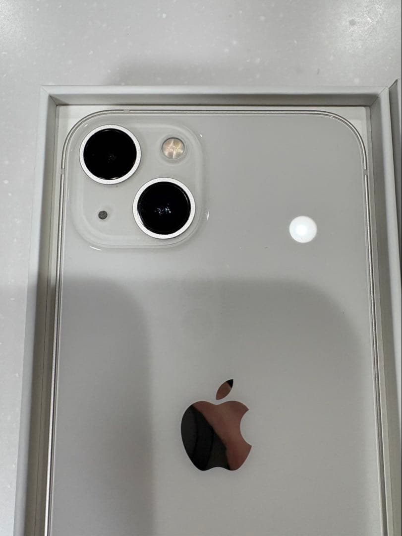 iPhone 13 ホワイト 128GB 本体　美品