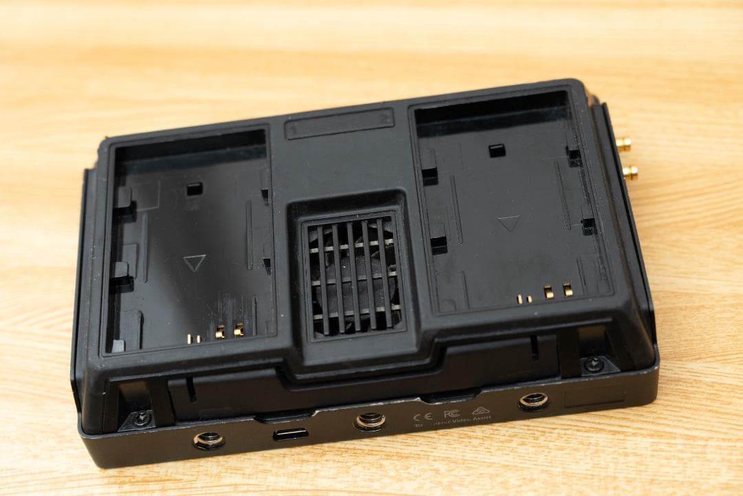 ビデオカメラ Blackmagic Design Video Assist 5