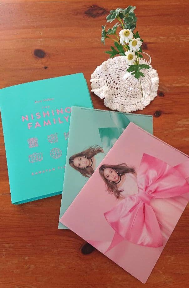 西野カナDVD、CD、ファンクラブ会報、特典クリアファイル、スマホリング他