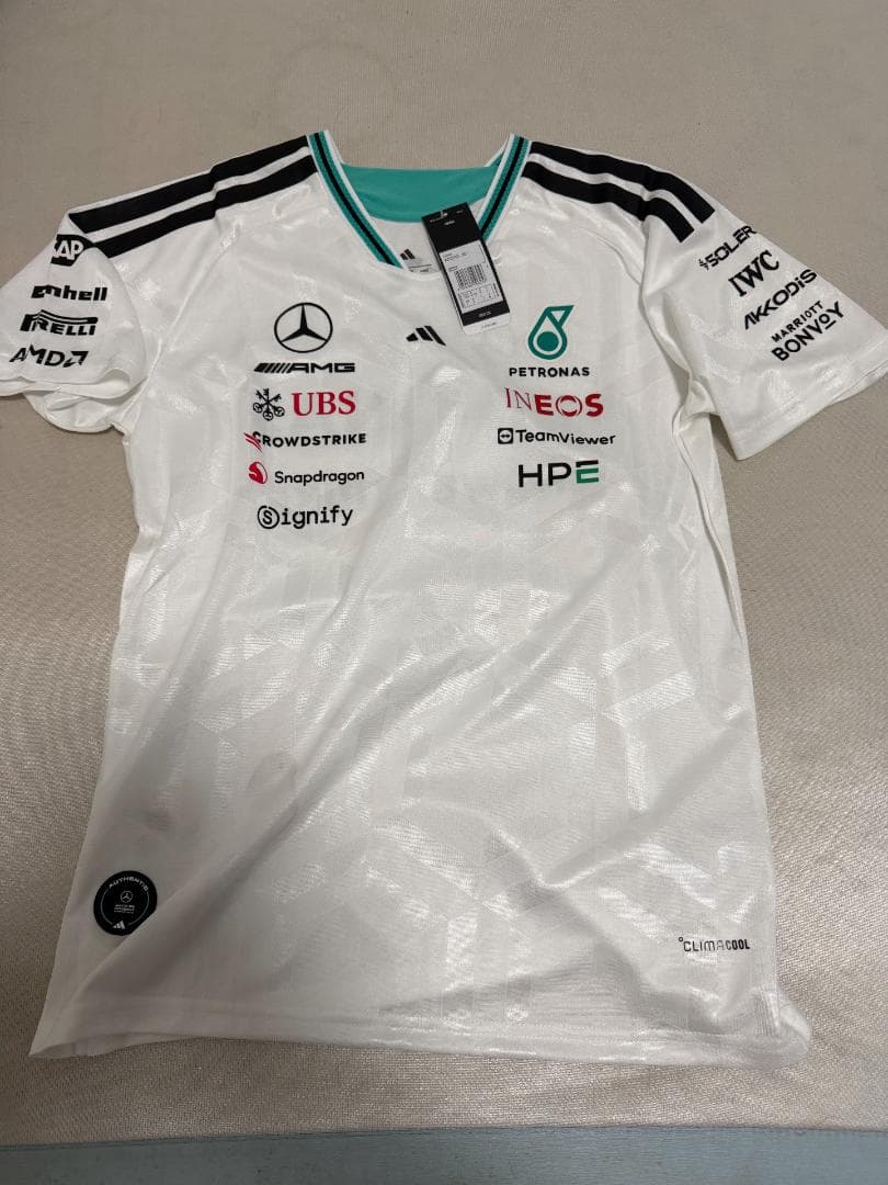2026 AMG ペトロナス F1 チーム 半袖 T シャツ size L